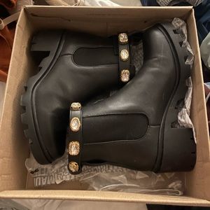STEVE MADDEN BOOT